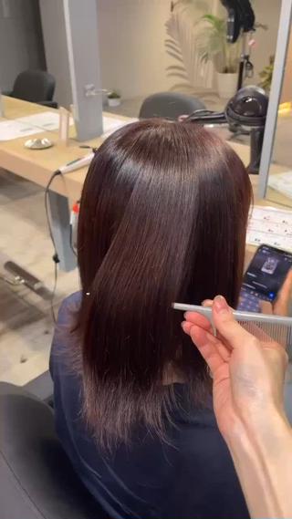 ミディアム カラー Lia 瑠莉花のヘアスタイル