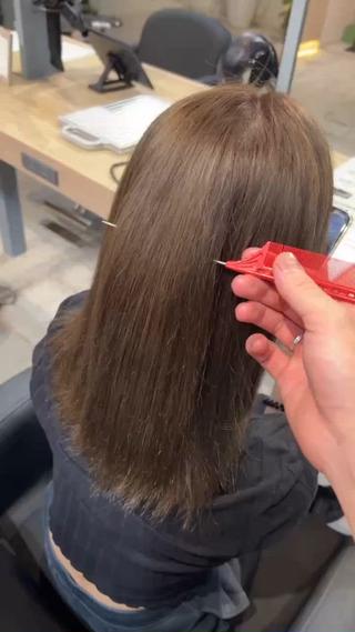 ミディアム Lia 瑠莉花のヘアスタイル