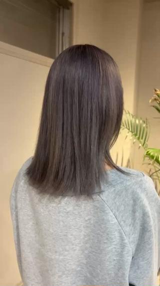 ミディアム カラー Lia 瑠莉花のヘアスタイル