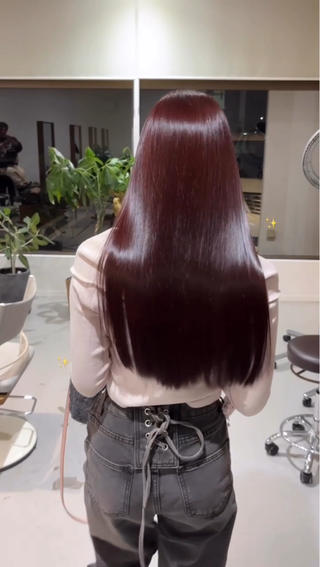 ✰水素カラーだとノーダメージで、こんなにもツヤが出ます！是非1度水素カラー体験してみてください
 