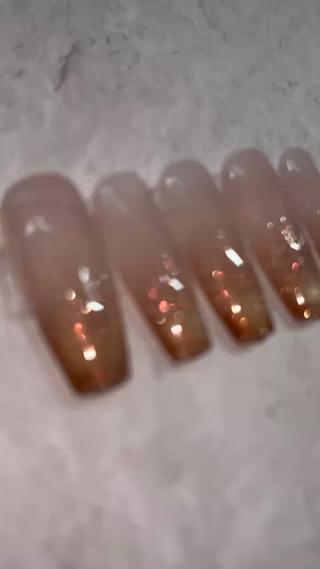 フラッシュマグネットで煌めくグラデーション
#ニュアンス
#ワンホン
#うる艶
#マグネット
#定額
#海外風