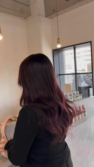カラー miloc sayaのヘアスタイル