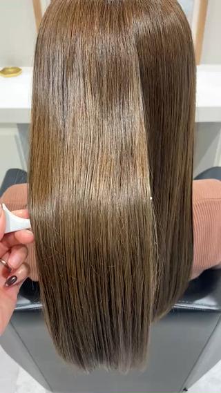 セミロング 間城 樹里のヘアスタイル