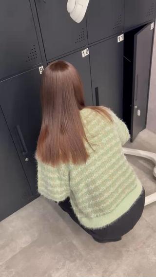 セミロング カラー encount  by mahalo（エンカウント　バイ　マハロ）所属・misaki /ハイトーンカラーのヘアスタイル