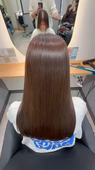 セミロング Ryu✨艶髪 髪質改善ストレート✨のヘアスタイル