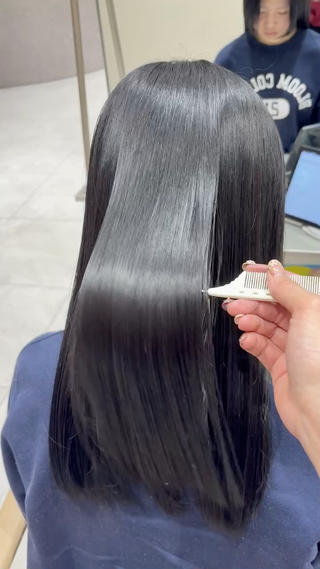 ロング カラー 暖色カラー/ブリーチ /ボブ/本間陽南のヘアスタイル