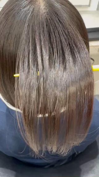 縮毛矯正ドライヤー後の仕上げ前でこのツヤを再現できます。朝に余裕を持ちたい方におすすめしています
ぜひ 