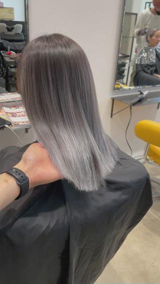 ロング カラー ヘアアレンジ 🧸ハイトーン🧸 ゆっきー🧸のヘアスタイル