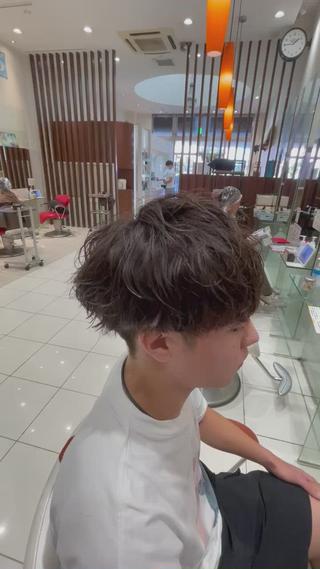 パーマ メンズ 金井 郁弥のヘアスタイル