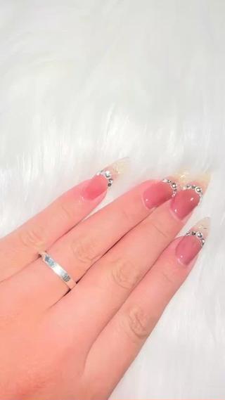 #ガラスネイル
#ロングネイル 