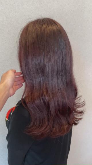 ロング カラー 鵜飼 真伍のヘアスタイル