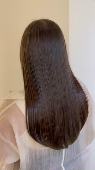 ロング 蜂須賀🐝縮毛矯正 ストレートパーマのヘアスタイル