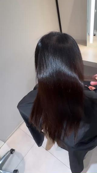 ロング 松岡 和香のヘアスタイル