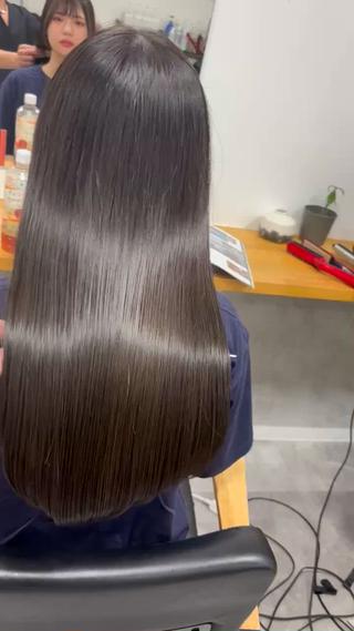 ロング カラー hoNua. 栄/透明感カラーのヘアスタイル