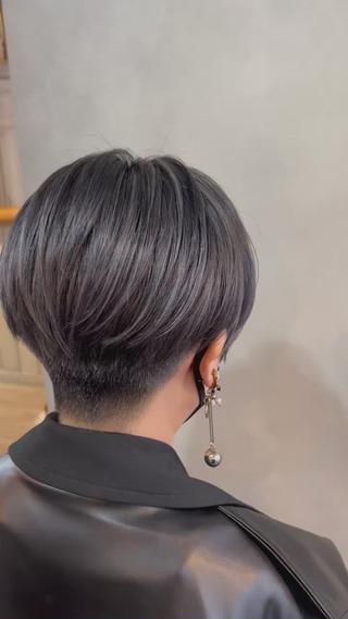 ハイライトを入れることで
全体に動きが出て束感が出しやすくなります