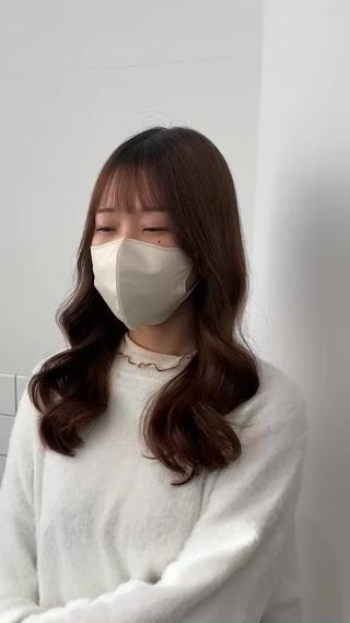 ミディアム パーマ ARMONY大阪店 コテ巻き風パーマのヘアスタイル