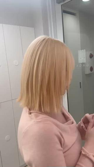 カラー ANN GAGA 心斎橋/ハイトーンのヘアスタイル