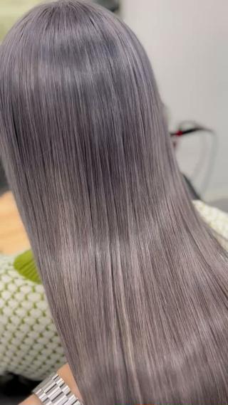 カラー 坂井 内飛のヘアスタイル