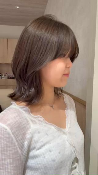 赤みを消したオリーブブラウン 