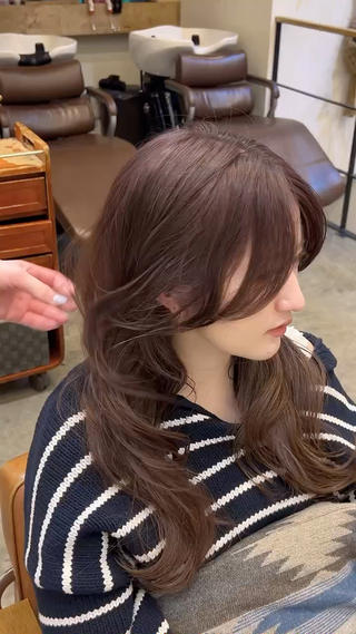 お客様に似合う雰囲気の巻き方をレクチャーさせていただきます