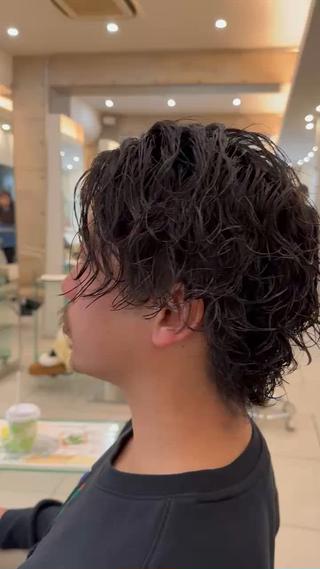 メンズ メンズ特化/メンズ パーマ/ハイトーンのヘアスタイル