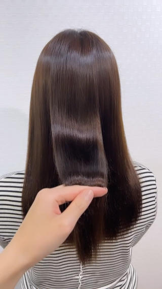 セミロング パーマ 柔らか垢抜けｶﾗｰと ｶｯﾄ🫧ASUKAのヘアスタイル