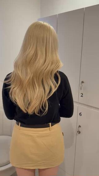 セミロング カラー Aster 店長 れおん✂️のヘアスタイル
