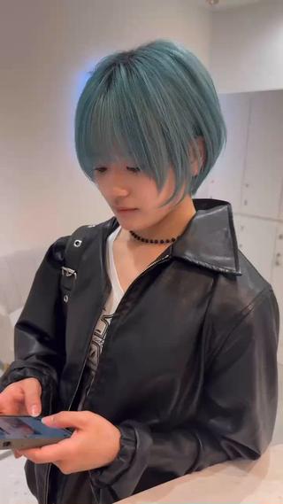 ショート カラー Aster 店長 れおん✂️のヘアスタイル