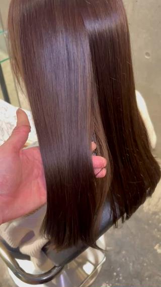 ダメージレスで自然なストレート 