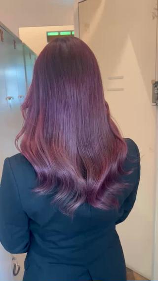 暖色ワインレッド