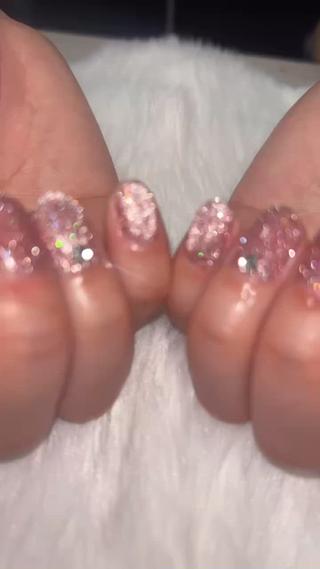 ネイル Lottynail 🫧Yuunaのネイルデザイン