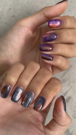 オフ+ケア付き
大人気マグネットネイル