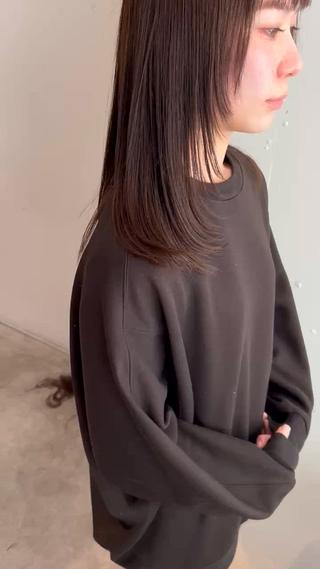 ミディアム カラー ウルフカット レイヤーカット上柿のヘアスタイル
