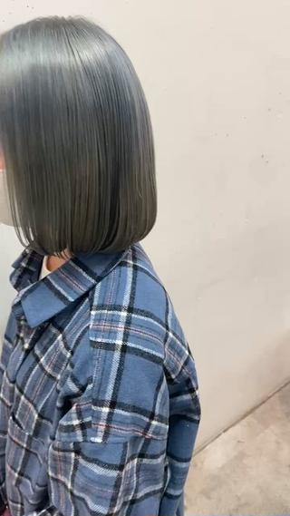 ミディアム カラー ウルフカット レイヤーカット上柿のヘアスタイル