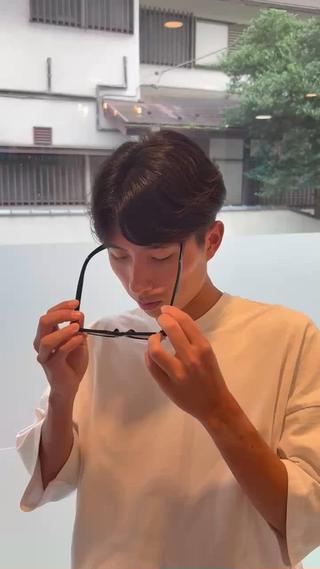 ニュアンスパーマでナチュラルな毛流れセンターパート
朝のセットが楽になります！ 