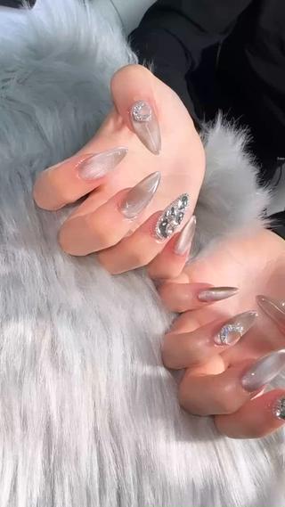 ネイル 上原 海梨のネイルデザイン