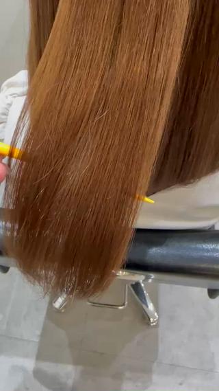 梅雨が始まる前に
縮毛矯正（ストレート）いかがですか？ 