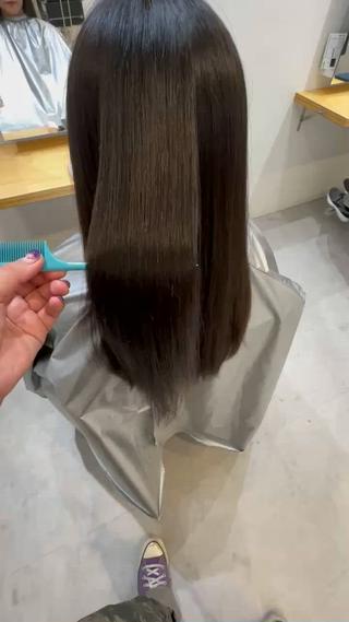 初縮毛矯正を任せていただきありがとうございました

ご一緒にトリートメントをされるともちが変わるのてぜひ一緒にオススメしてます！
 