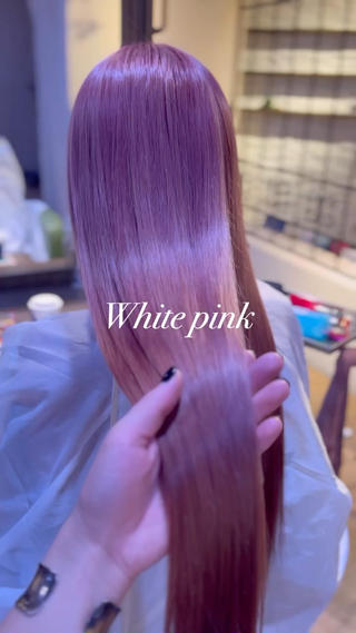 ピンクベージュ 