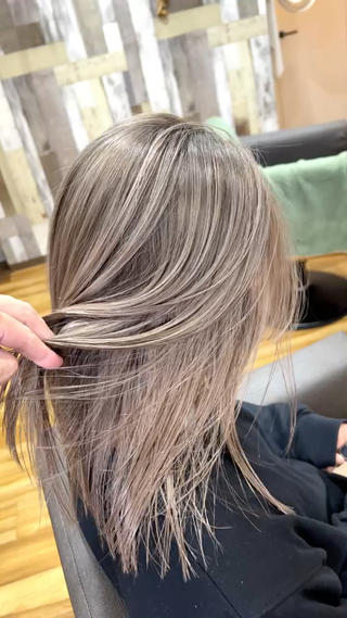 ミディアム カラー 🍀favori🍀 kanekoのヘアスタイル