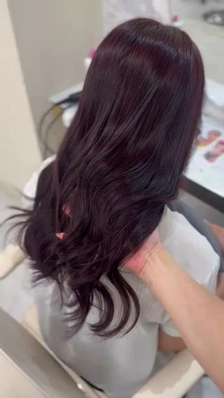 髪質改善カラーで艶髪

#ボルドーカラー#ワインレッド 