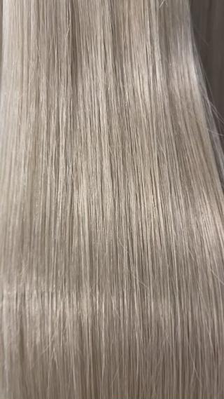 ミネコラトリートメント 
ハイトーンでもこの艶です！！
一度お試しください！ 