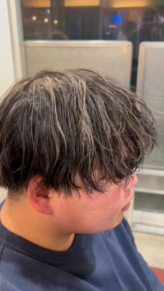 パーマ メンズ メンズ/海外風/ 波巻き/サーフカールのヘアスタイル