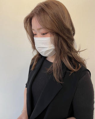 ブリーチ１回〜
beige color 