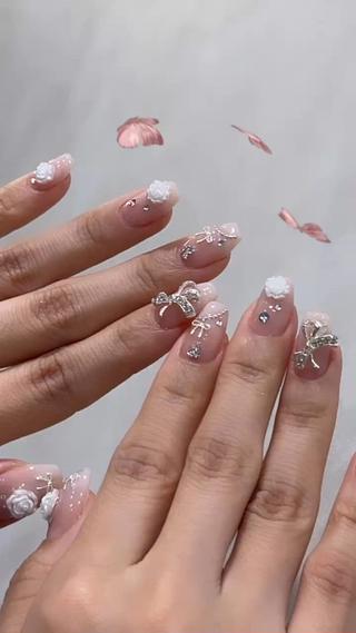 バラネイル　ガーリーネイル　ピンクネイル　ワンホンネイル　韓国ネイル　リボンネイル　グラデーションネイル　ベイビーブーマー　ホワイトネイル　ブライダルネイル 