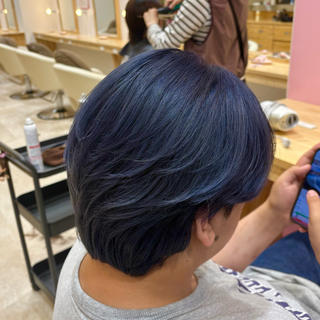 カラー メンズ 🎀ピンク／ブリーチ 🌈デザイン♡BoNのヘアスタイル