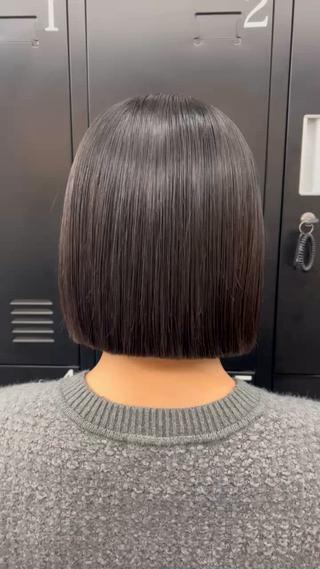 髪質改善トリートメント×縮毛矯正
同時でやるだけでもかなりの艶と潤いが出ます！
是非！お気軽にご相談下さい♪ 