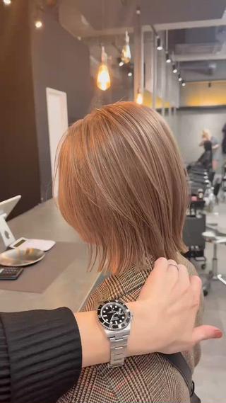 カラー BEL Hinataのヘアスタイル