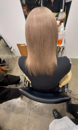 セミロング 圧倒的なケアブリーチ /髪質改善🩵松田のヘアスタイル