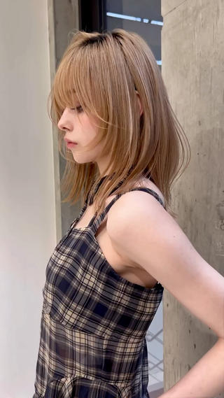 ミディアム カラー 小顔ボブ jilblanカホのヘアスタイル